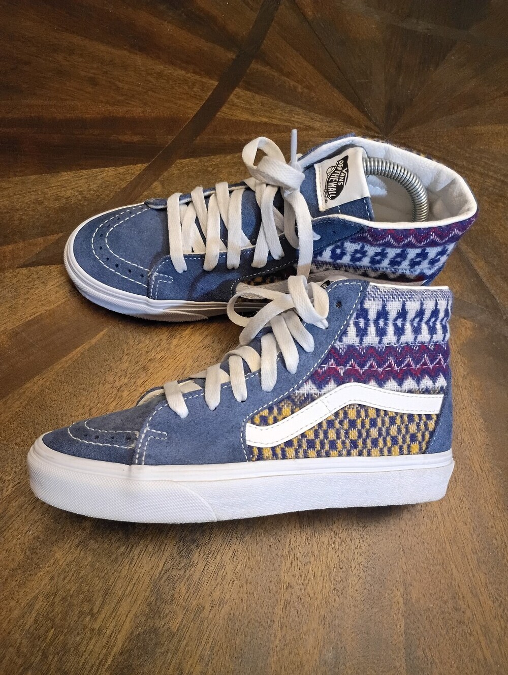 Vans Sk8-Hi Nordic Sweater Pattern High Top Sneakers Women’s 7 / Men’s 5.5 Blue
